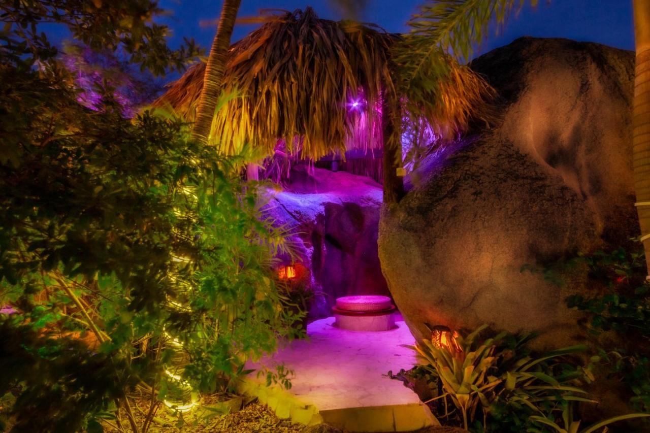 Villa Bali Retreat Aruba -2 Pools,Cinema,Yoga,Cave Noord Esterno foto